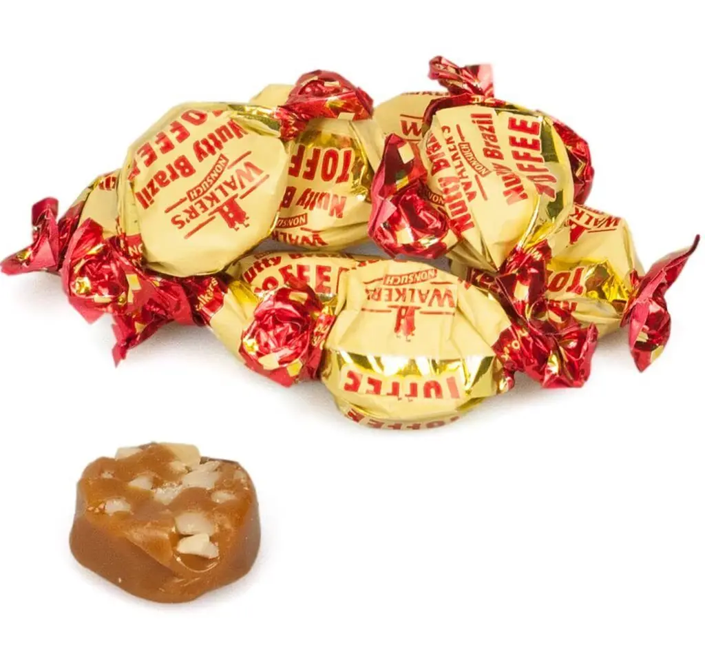 Іриски Walker's Nonsuch Nutty Brazil Toffees 150г - фото 2