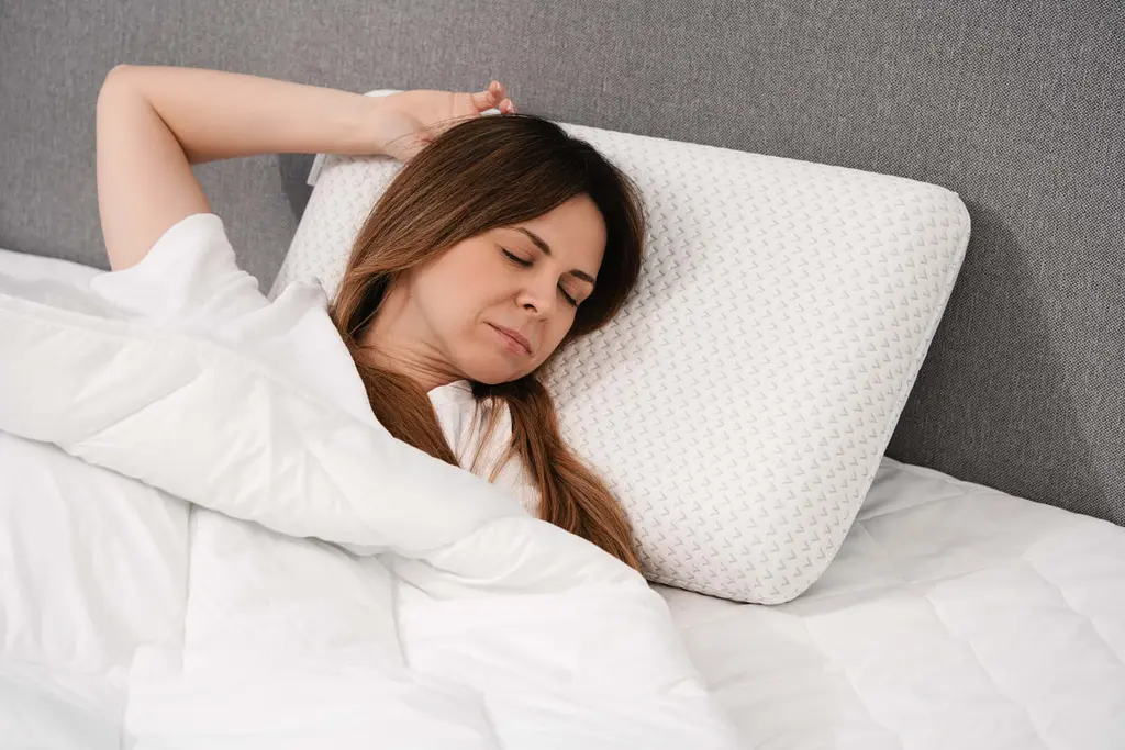Подушка ортопедична Ardesto Sleepwell ART6040СLP 60х40х12 см біла - фото 5