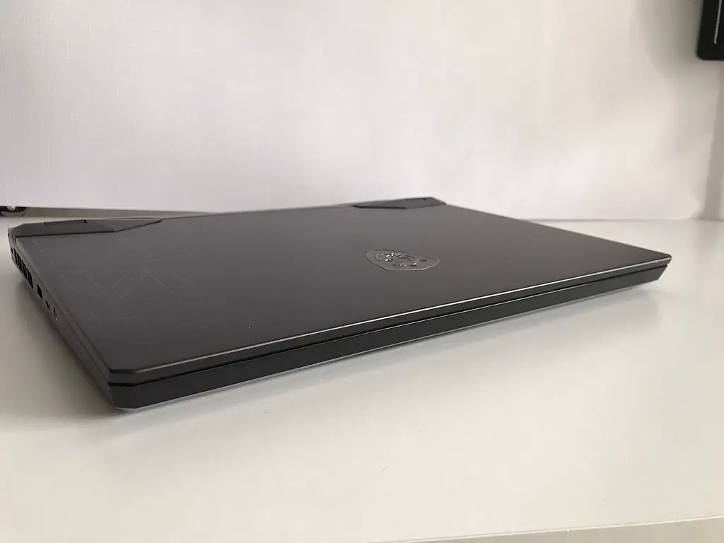 Ноутбук MSI Raider GE67 HX (i7-12800HX / 16GB / SSD 512GB / 2560x1440 OLED 240Hz) б/у - фото 12