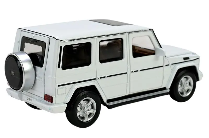Іграшкова машинка позашляховик металева Mercedes-Benz G 350 d 1:32 Автопром світлозвукові ефекти 68436, 3 кольори, в коробці 18х9х8 см - фото 4