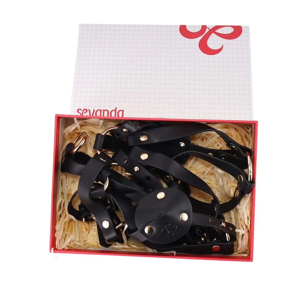 Портупея на грудь LOCKINK SEVANDA Queen Chest Harness with Removable Bra, чорна, зі знімними пестис - фото 10