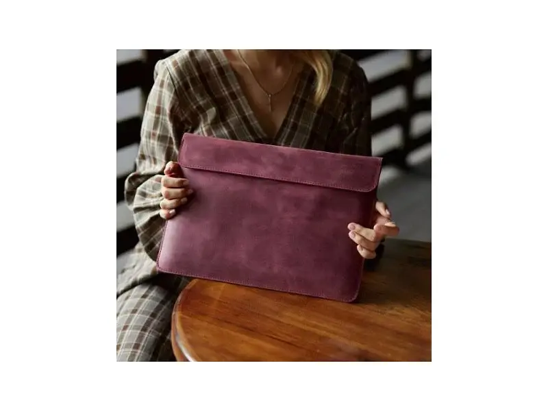 Чохол для ноутбука InCarne Klouz MacBook Air 13 2018-2025 (вінтажний) бордо (klouz-burgundy-vintage-air-13) - фото 4