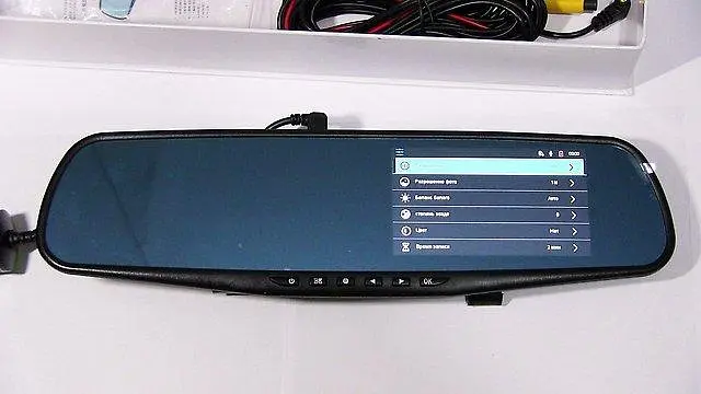 Дзеркало відеореєстратор з камерою заднього виду Vehicle Blackbox DVR Full HD 4.3 дюймів Оригінал - фото 2