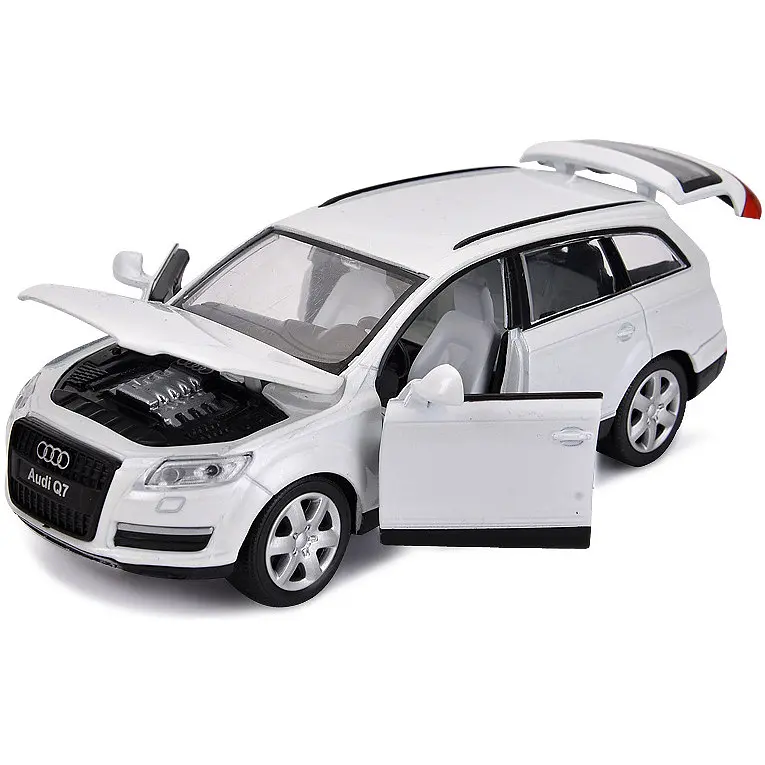 Колекційна металева модель автомобіля Автопром Audi Q7 з інерцією, світлом та звуком 1:32 - фото 5