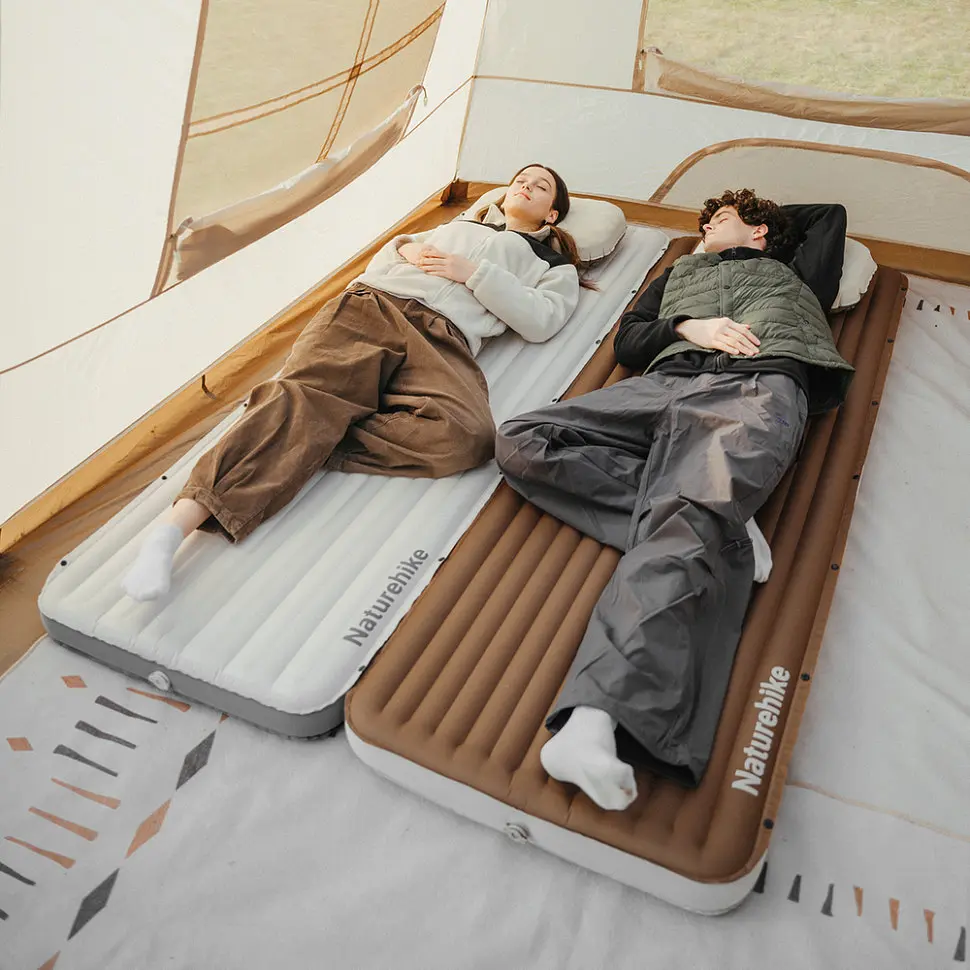 Матрас туристический надувной одноместный Naturehike CNK2450WS035, 198х68х9.5 см, коричневый со встроенной помпой для надувания - фото 3