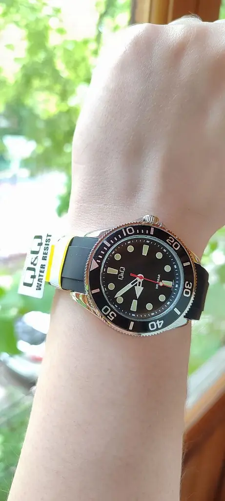 Годинник Q&Q C72A-005PY - фото 3
