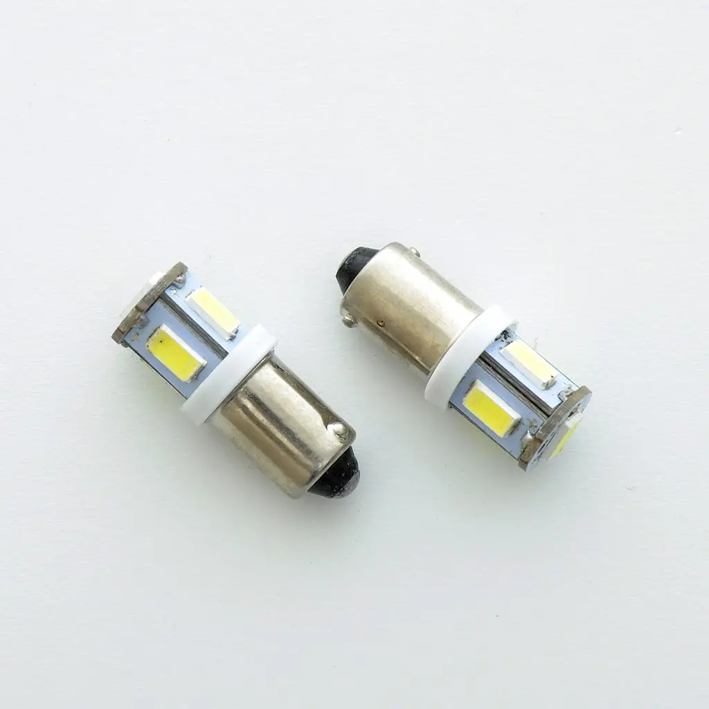 Світлодіод 12V_Т8 1ярус Білий SMD 5 5730 14700 +80Lm уп.10шт
