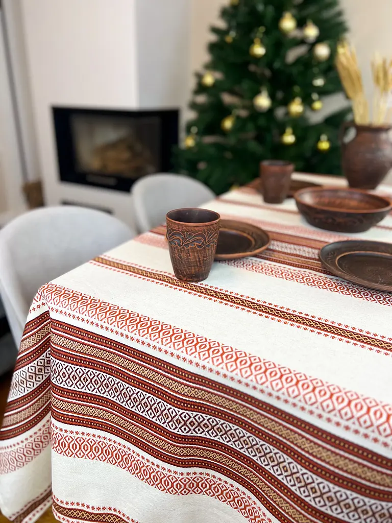 Льняная скатерть рождественскя с украинским орнаментом "Луч (красный)" - 350х150 см - фото 8