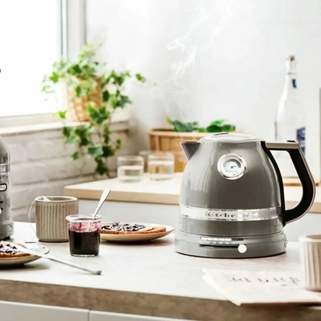 Електрочайник KitchenAid Artisan 5KEK1522EMS срібний медальйон 1.5 л (00000022787) - фото 8
