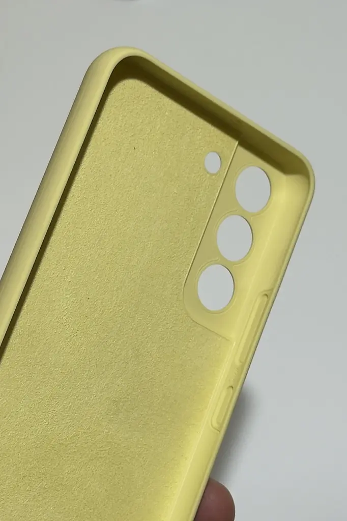 Оригінальний силіконовий чохол для Samsung Galaxy S22 PLUS Silicone Cover Butter Yellow EF-PS906TYEGRU SM-906 - фото 8