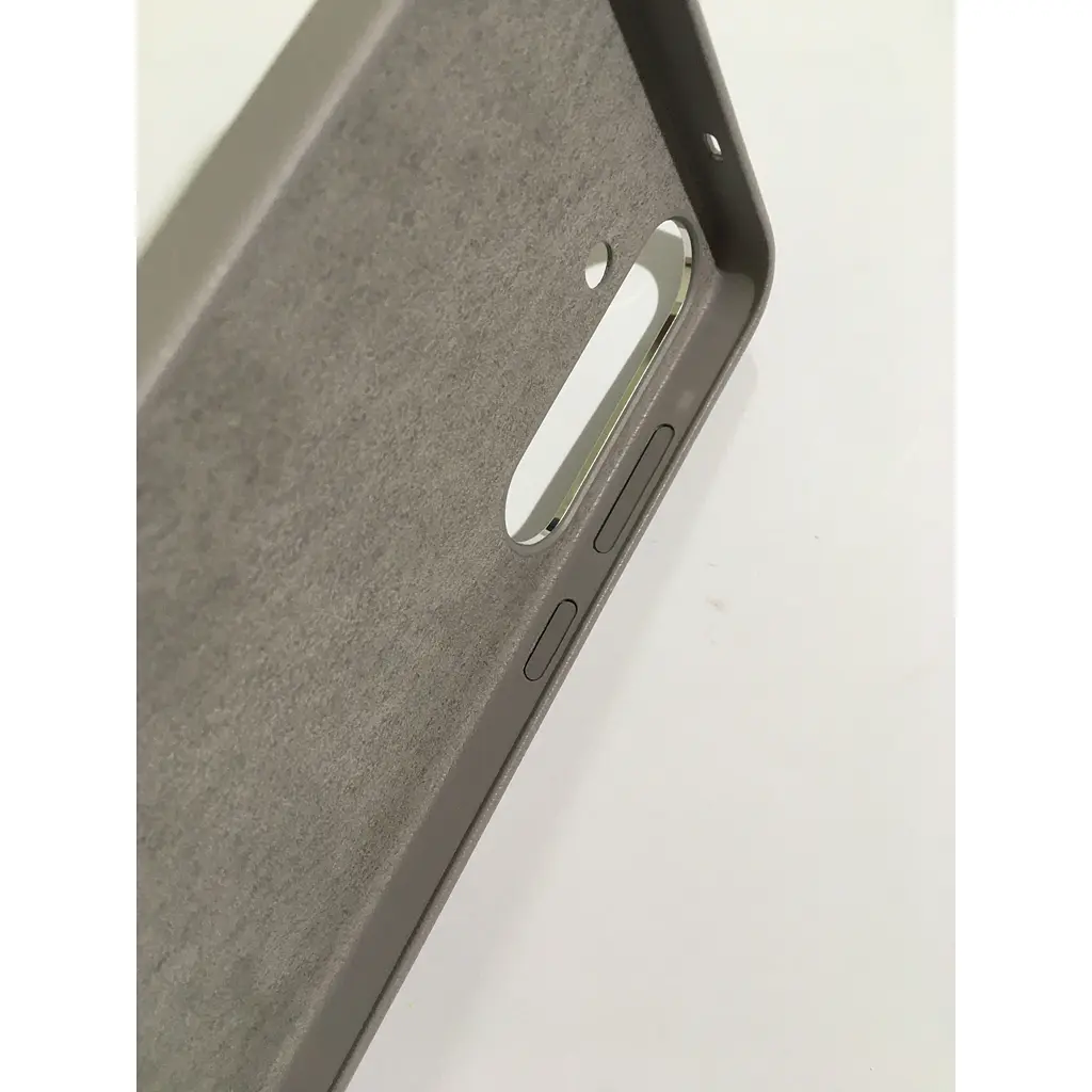 Оригінальний протиударний шкіряний чохол Kindsuit Case для Samsung Galaxy S25 Plus Grey EF-VS938PBEGWW - фото 8