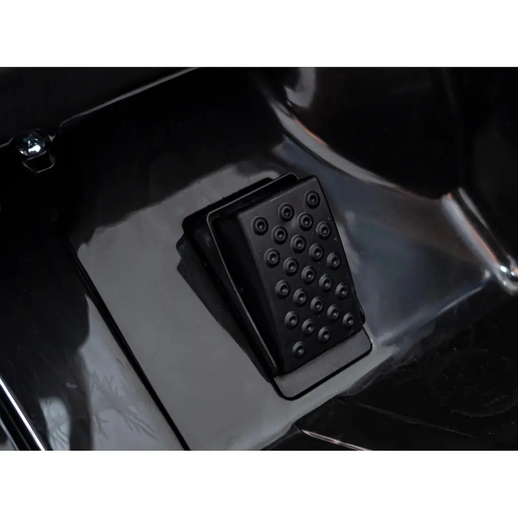 Электроавтомобиль Ramiz Aston Martin DBX Audio LED 12 В, белый (PA.S310.BIA) - фото 7