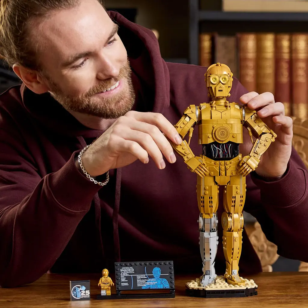 Конструктор LEGO Star Wars C-3PO 1138 деталей (75398) - фото 7