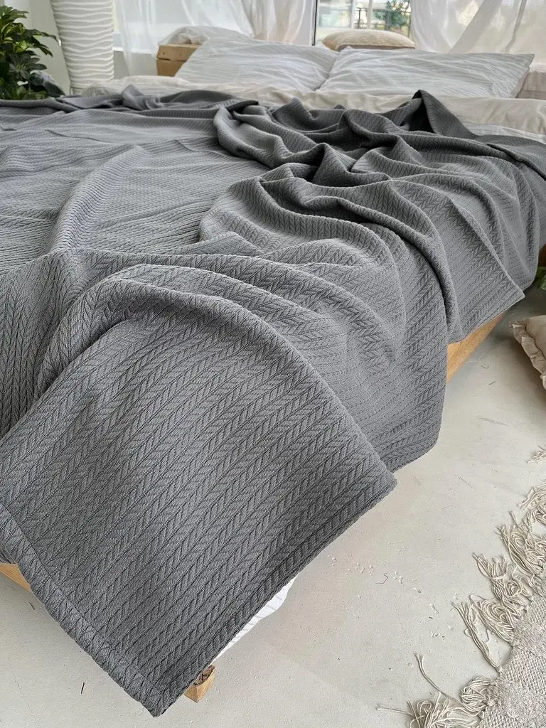Покривало Zeintex Косичка бавовняне темно-сіре 220х240 см - фото 4