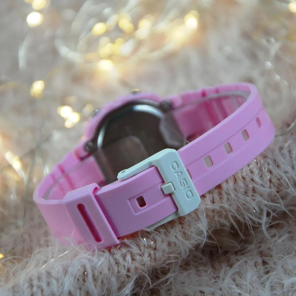 Годинник Casio LA-20WH-4A1EF - фото 5