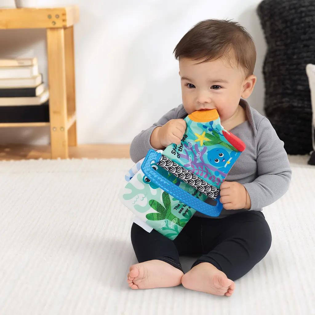 Игрушка-книга мягкая развивающая Baby Einstein Shades of the Sea - фото 5