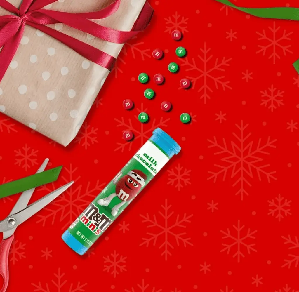 Драже M&M's Minis Milk Chocolate Mega Christmas Tube 50г - фото 4