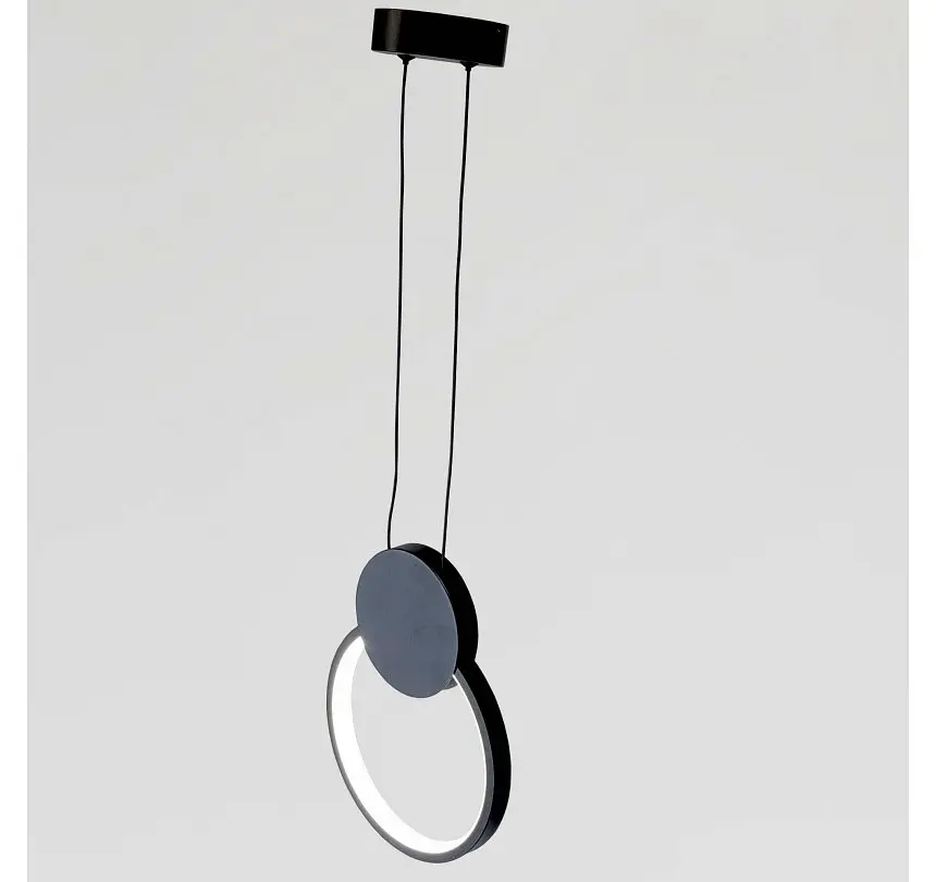 Одинарний чорний LED-підвіс Artlight 8207BBK із круглим світловим кільцем і диском