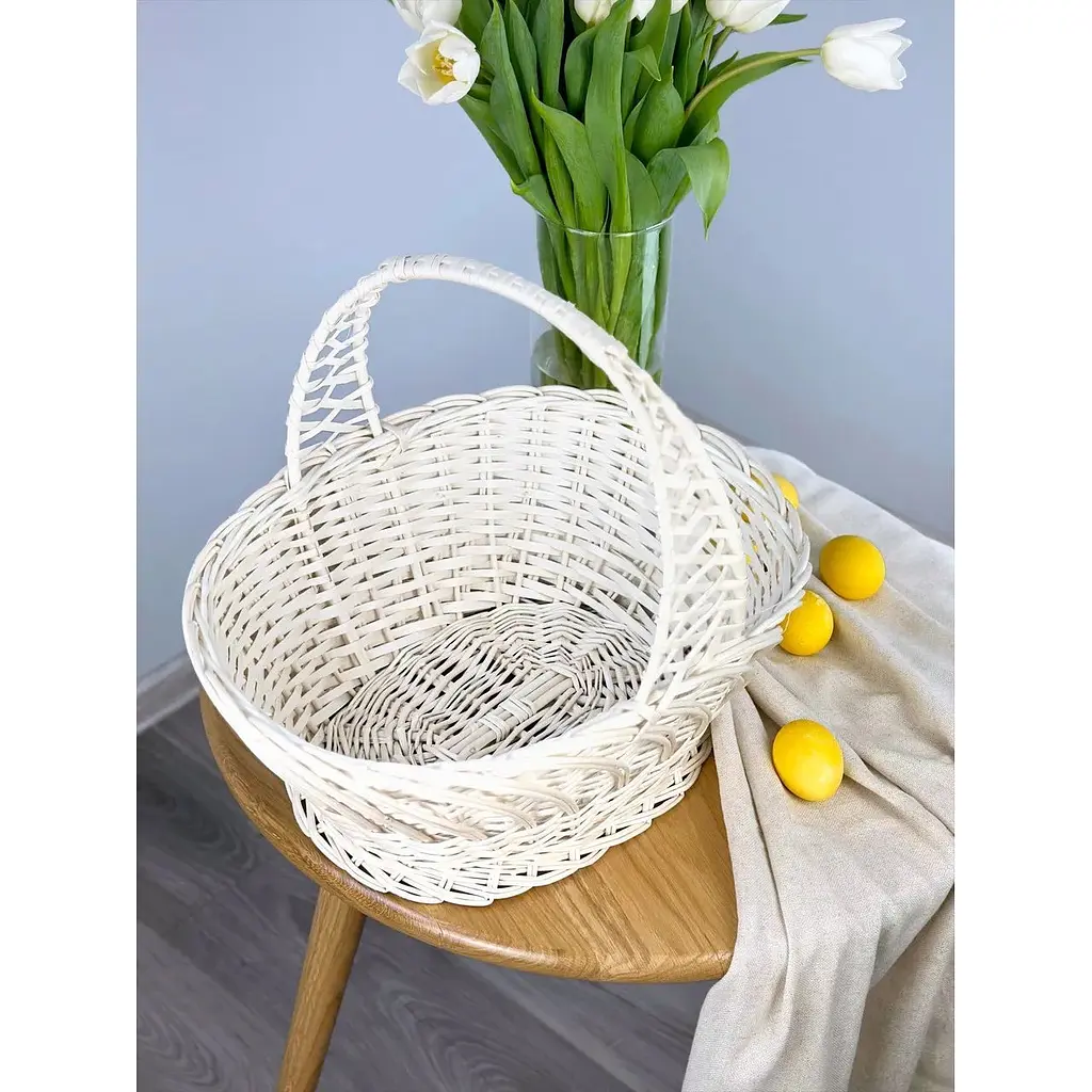 Комплект Пасхальная корзина Галичина (белая) с полотенцем 70х40 см Пасхальные зайчики (серые) и свечой - фото 3