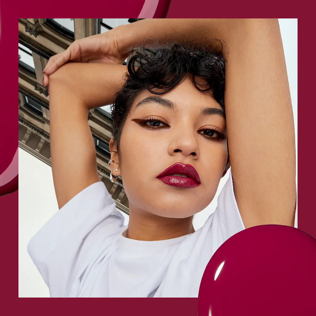 Стійка рідка помада для губ Maybelline New York Super Stay Vinyl Ink відтінок 115 (Peppy) 4.2 мл - фото 10