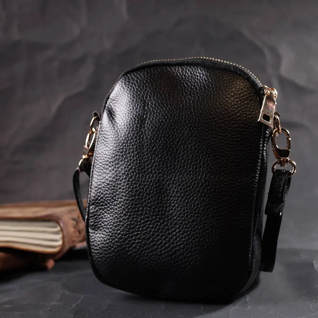 Невелика сумка цікавого формату із м'якої натуральної шкіри Vintage 22338 чорна - фото 7