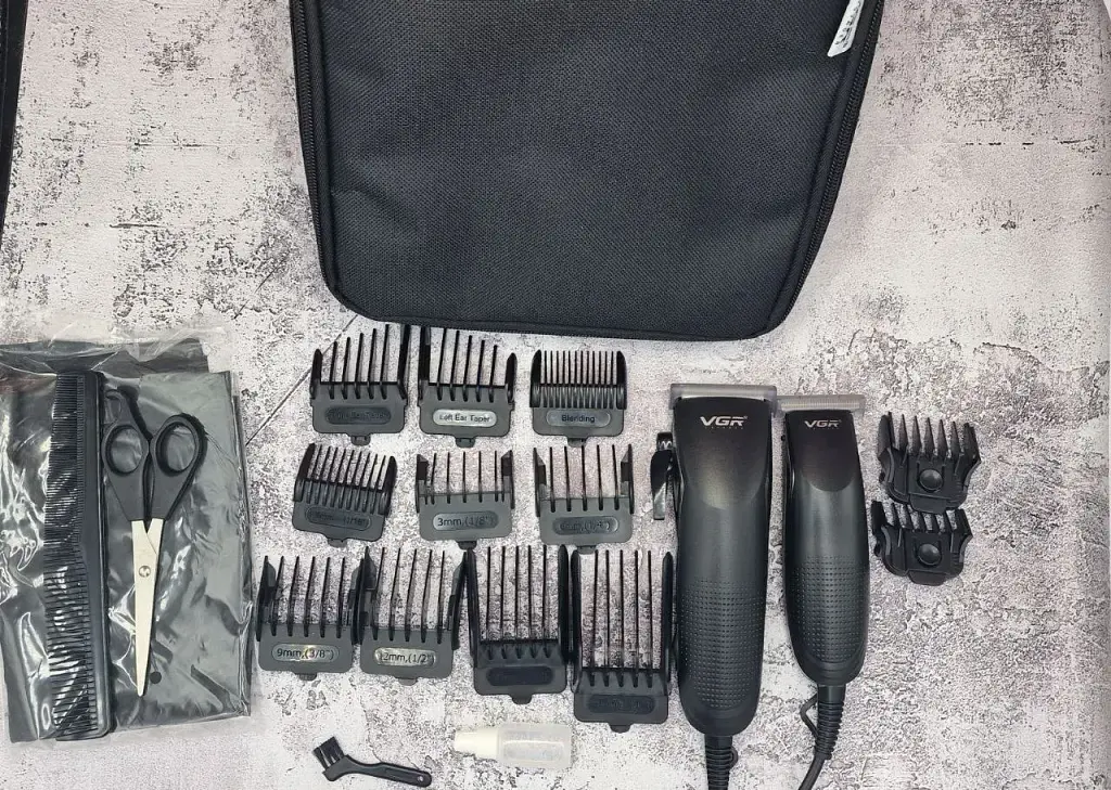 Набір для стрижки 2 в 1 VGR V-023 (машинка + тример + кейс) - фото 4