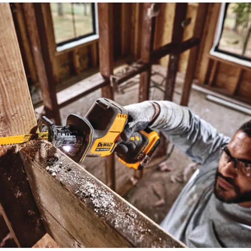 Шабельна пила DeWALT 18В XR Li-lon, 0 - 2800 ход/хв, 1.43 кг (без АКБ та ЗП) (DCS369N) - фото 6