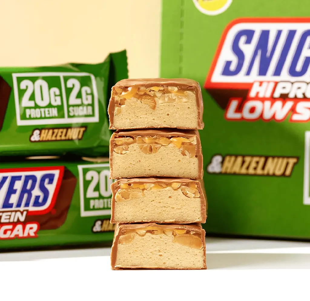 Шоколадний батончик Snickers Hi Protein Low Sugar Hazelnut Bar 57 г - фото 4