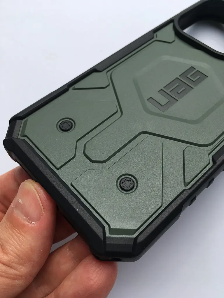 Оригінальний протиударний чохол UAG Pathfinder MagSafe для iPhone 15 Pro Max (6.7") Olive Drab 114301117272 - фото 6
