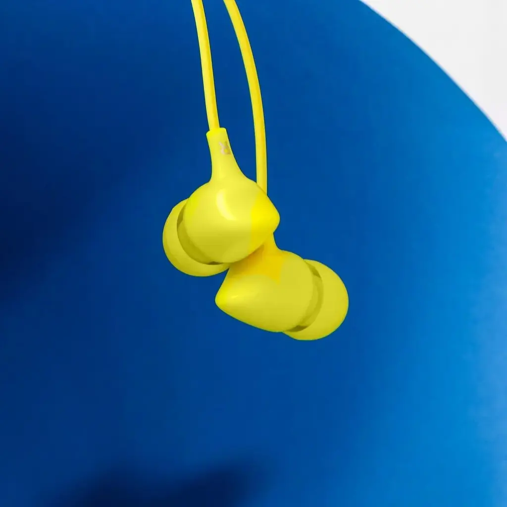 Наушники внутриканальные Celebrat G7 с микрофоном и кнопкой на пульте желтые - фото 3