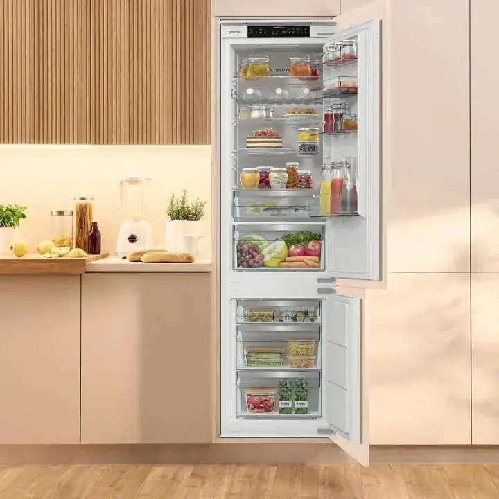 Холодильник Gorenje вбудований з нижн. мороз., 193,7x69x55см, 2 двері,284(76)л, А+, NF+, Зона св-ті, Диспл, Wi-Fi, Білий - фото 5
