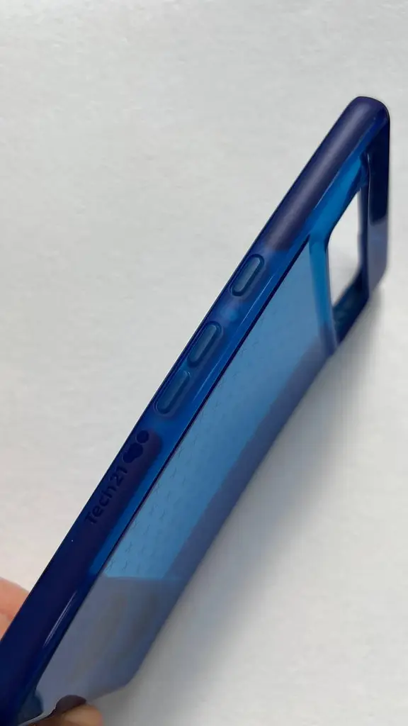 Оригінальний протиударний чохол Tech21 Evo Check для Google Pixel 7 Pro (6.7") Blue (T21-9960) - фото 9