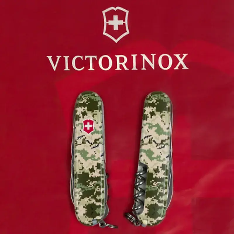 Ніж Victorinox Huntsman Army 91 мм Піксель + Лого (1.3713.3_W3941p) - фото 11