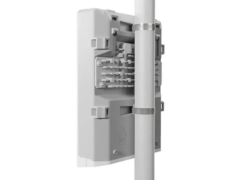 PoE-коммутатор MikroTik CRS318-16P-2S+OUT - фото 3