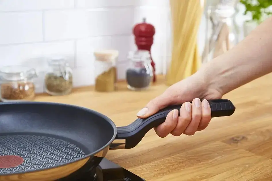 Tefal Сковорода Tefal Comfort Max, 20см, нержавіюча сталь, бакеліт, чорний - фото 5