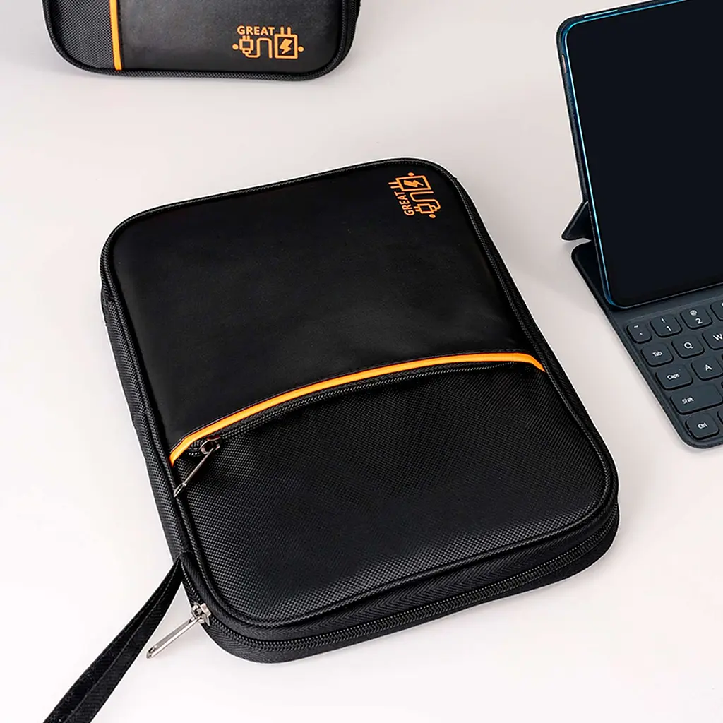 Органайзер для дротів і планшета LoveYouHome до 11'' 28х20х3 см бордовий (59027) - фото 6