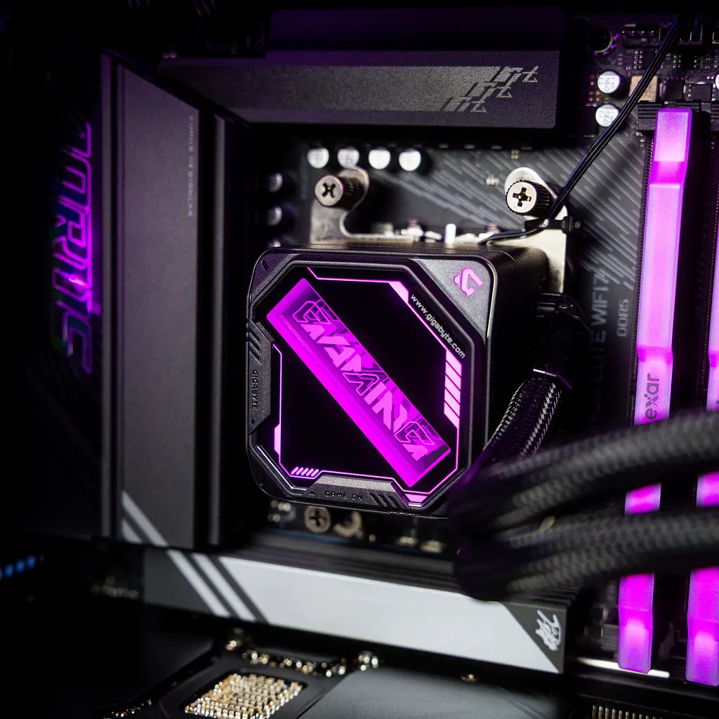 Комп'ютер Powered by Gigabyte_934 (RTX 5070 12 ГБ, Ryzen 7 7800X3D, DDR5 32 ГБ, SSD 500 ГБ) - фото 3