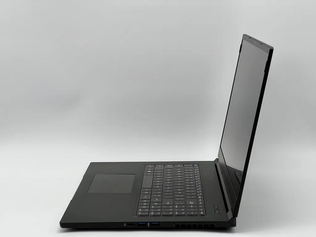 Ноутбук Maingear 17.3" Vector Pro 17 MG-VCP17I-3070, i7-11800H, 16 GB, 960 GB, NVIDIA GeForce RTX 3070, 1920x1080, IPS (SH2510789) Б/у - фото 3