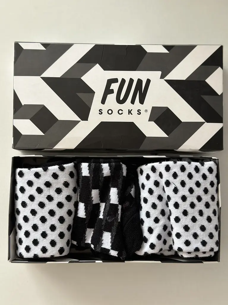 Шкарпетки FUN Socks в подарунковій упаковці 3 пари (36-40)