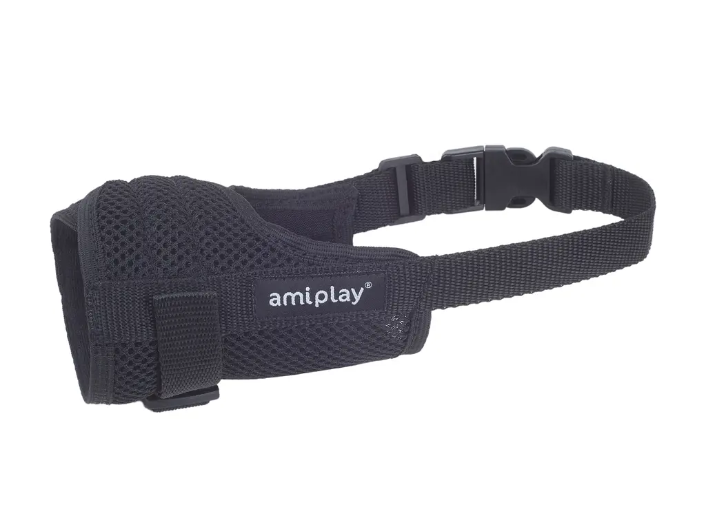 Намордник для собак Amiplay Air M Cocker Spaniel 17-20 * 25-40 см - чорний