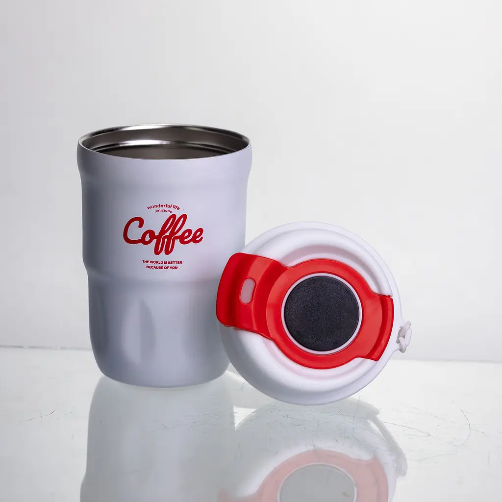 Термочашка "Coffee" 400 мл з ремінцем та відкидною кришкою-клапаном, білий Yiwu HP-GM-19 - фото 3