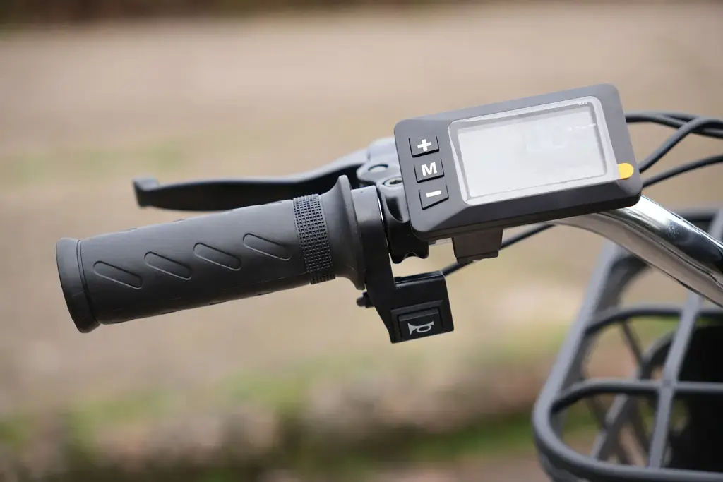 Электровелосипед Двухместный Corso Rocco 26 дюймов (500W 48V 20Ah) Shimano 7 скоростей Белый - фото 7