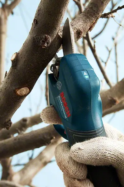 Секатор акумуляторный Bosch Professional Pruner 12В, 2х3Агод (0.601.9K1.021) - фото 6
