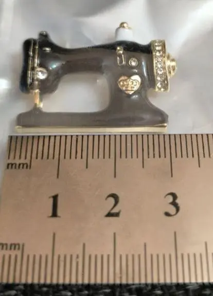 Брошка Швейна машинка брошка-шпилька - фото 3