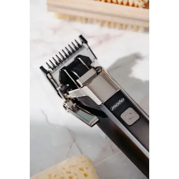 Машинка для стрижки Mesko MS 2842 аккумуляторная с насадками - фото 10