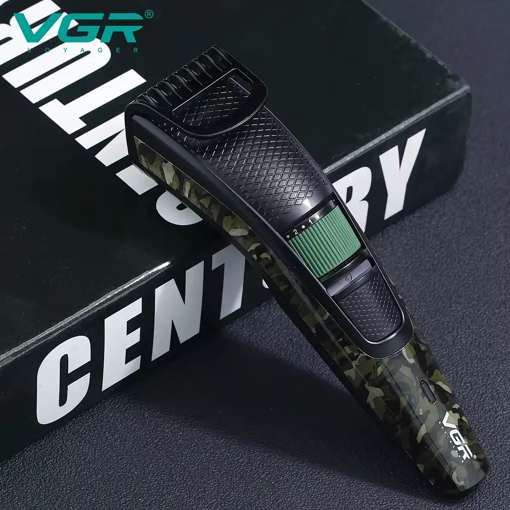 Машинка для стрижки волосся VGR V-053 акумуляторна 1 насадка 500mAh 5W Camo - фото 4