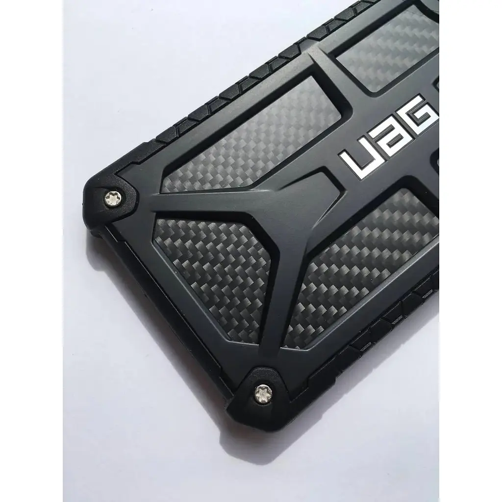 Оригинальный противоударный чехол UAG Monarch для iPhone XS Max Black Carbon 111101114242 - фото 5