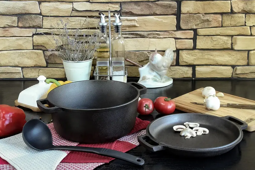 Каструля чавунна Brizoll Casserole P-6L-2 6л 28 см - фото 6