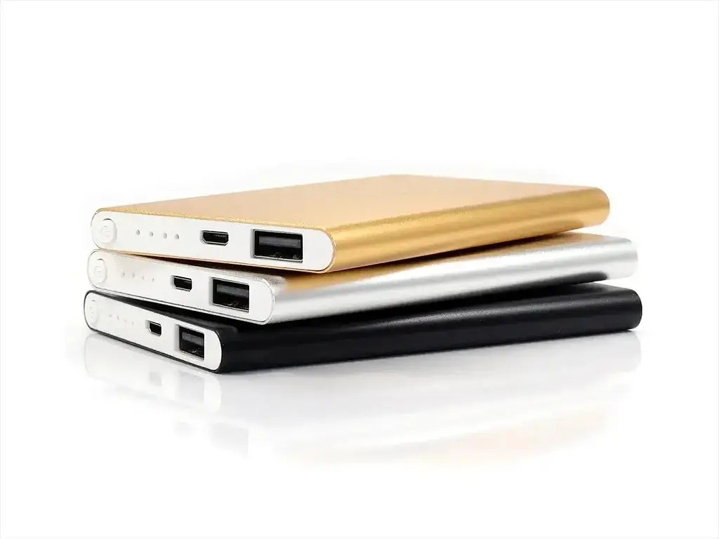 Зовнішній акумулятор (power bank) 12000mAh (3000mAh) Boro JS-33 - фото 4