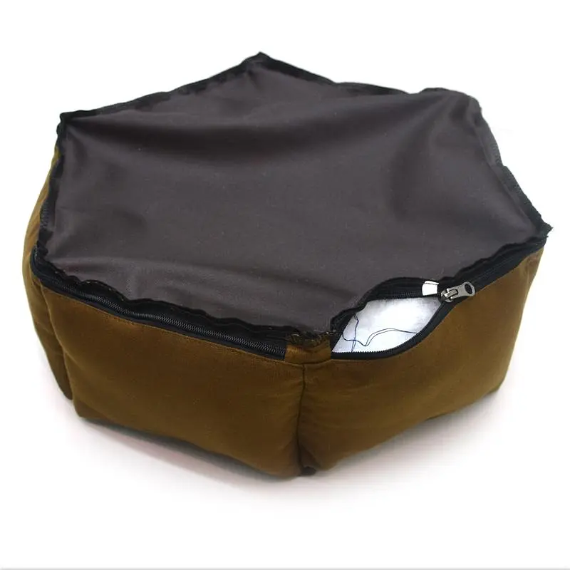 Лежак для маленьких собак та котів Zoo-hunt шестикутний Екко коричневий №3 60х17 см - фото 2